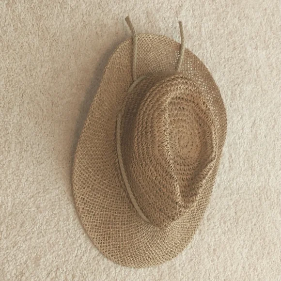 Sun Hat - Picture 2 of 4